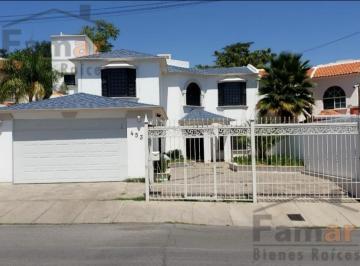 Casa · 260m² · 3 Recámaras · Casa en Quintas del Sol Chihuahua