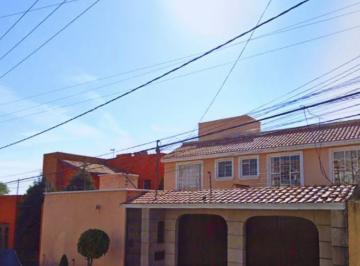 Casa de 4 habitaciones, Cuajimalpa de Morelos · Casa en Remate Bancario en Cuajimalpa Morelos