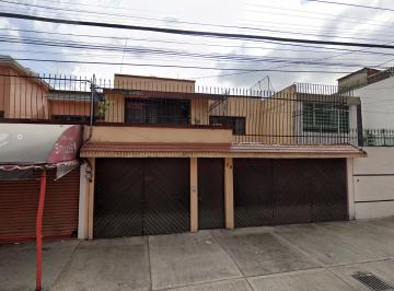 Departamento de 4 habitaciones, Venustiano Carranza · Casa en Venta en Jardín Balbuena, Venustiano Carranza.