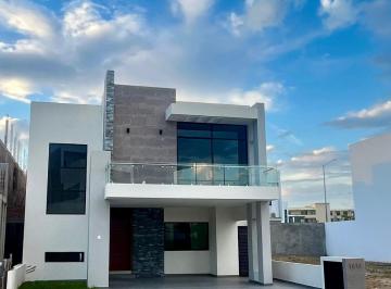 Casa de 4 habitaciones, Mazatlán · Casa en Venta en Mazatlan