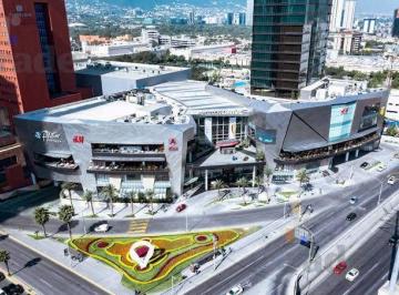 Local comercial · 545m² · Local en Renta en Fashion Drive San Pedro Garza García Nl.