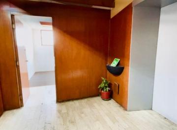Oficina · 44m² · Oficina en Venta, Sobre Av Principal en La Col. Roma.