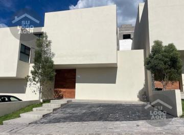 Casa en condominio · 290m² · 4 Recámaras · 2 Estacionamientos · PH - Fraccionamiento Zibatá