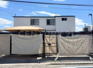 Casa · 271m² · 4 Recámaras · 1 Estacionamiento · Casa en Venta, Satelite