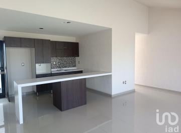 Casa de 2 habitaciones, Celaya · Casa de 1 Planta en Venta en Santa María Residencial, Celaya Terreno Excedente por Praderas de La Hda