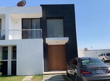 Casa de 3 habitaciones, Querétaro · Venta Casa en Pontevedra III Juriquilla Ll