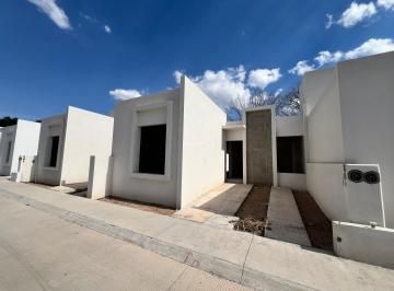 Casa de 2 habitaciones, San Juan del Río · Casa en Venta en San Juan del Río, Querétaro.