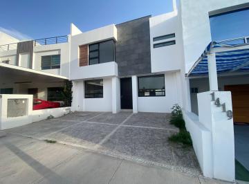 Casa de 4 habitaciones, Querétaro · Casa Bolonia Nueva en Venta en El Refugio