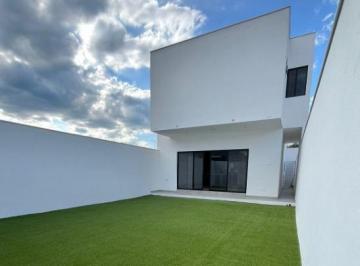 Casa · 267m² · 3 Recámaras · Casa en Venta en Altares Residencial, Carretera Nacional