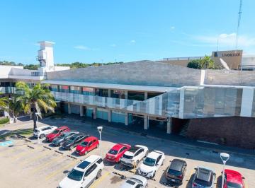 Local comercial 258m² Renta Villahermosa Centro · Local Comercial en Plaza Hahras en Renta F - 1036