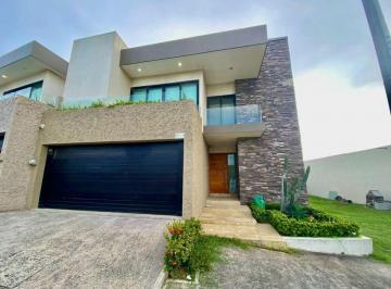Casa · 297m² · 3 Recámaras · 2 Estacionamientos - CASS Inmobiliaria · Casa en Renta con Alberca, en Fraccionamiento Playas del Conchal, Riviera Veracruzana