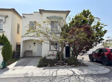 Casa en condominio de 3 habitaciones, El Marqués · Renta Casa Amueblada en El Mirador