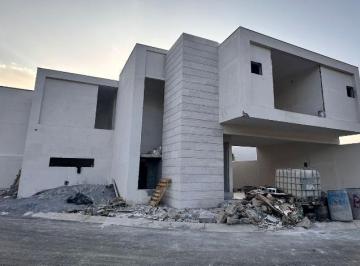 Casa · 271m² · 3 Recámaras · 2 Estacionamientos · Casa en Venta en Vientos del Vergel, Santiago Nl