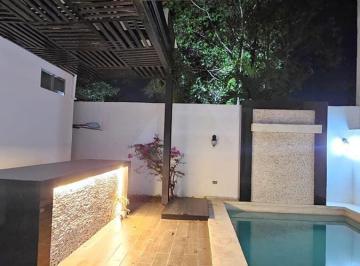 Casa · 3 Recámaras · 3 Estacionamientos · Casa en Renta Real Campestre con Alberca