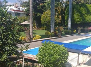 Casa de 5 habitaciones, Cuernavaca · Casa en Renta en Rancho Cortes