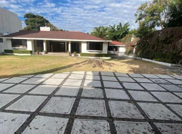 Casa de 4 habitaciones, Cuernavaca · Gran Oportunidad de Casa en Vista Hermosa
