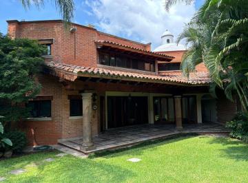 Casa de 3 habitaciones, Cuernavaca · Hermosa Casa con Vigilancia en Vista Hermosa