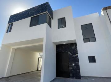 Casa de 3 habitaciones, Arteaga · Casa en Villas de Arteaga de 235 m² de Construcción