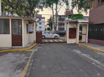Casa en condominio de 4 habitaciones, Coyoacán · Casa en Venta a Unos m de Galerías Coapa, Coyoacán Cdmx