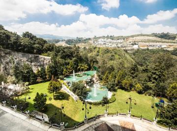 Departamento · 500m² · 3 Recámaras · 5 Estacionamientos · Departamento - Lomas Country Club