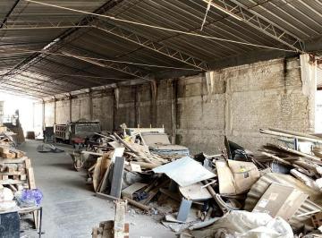 Terreno comercial de 4 habitaciones, Cuernavaca · Amplia Propiedad Para Uso Comercial