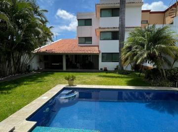Casa , Cuernavaca · Casa Sola en Vista Hermosa