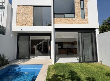 Casa de 3 habitaciones, Cuernavaca · Casa Nueva en Fraccionamiento