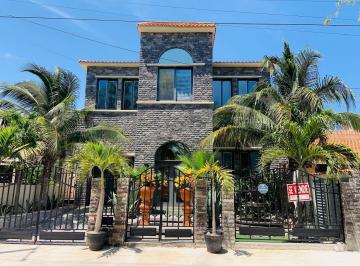 Villa de 4 habitaciones, Solidaridad · Rprecio Reducido Para Venta Rapida! Casa en Residencial Privado