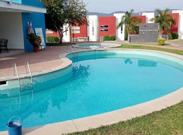 Casa en condominio de 3 habitaciones, Xochitepec · Venta Casa en Fracc. Cumbres del Campestre Xochitepec, Morelos