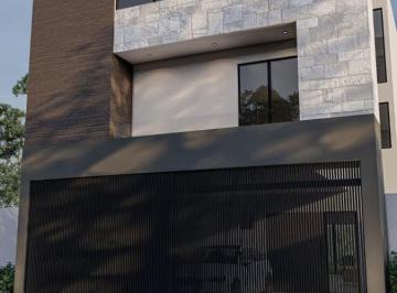 Casa · 298m² · 3 Recámaras · 3 Estacionamientos · Casa en Venta en Recien Remodelada en Pedregal de La Silla Monterrey
