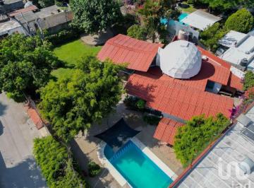 Casa · 153m² · 4 Recámaras · 4 Estacionamientos · Casa en Venta en Morelos, xochitepec, Chiconcuac