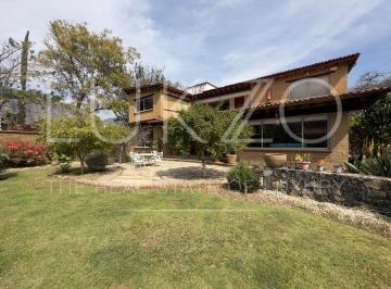 Casa de 5 habitaciones, Tlayacapan · Casa en Venta en El Rosario, Tlayacapan