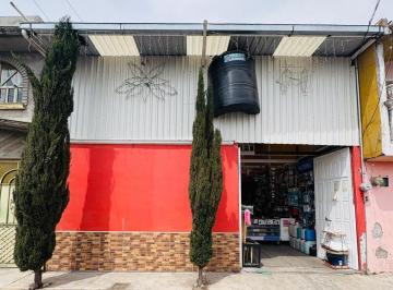 Casa · 234m² · 4 Recámaras · 1 Estacionamiento · Casa en Venta en Tenango