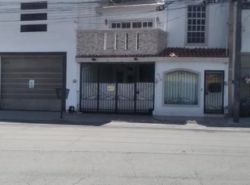 Casa · 259m² · 3 Recámaras · 1 Estacionamiento · Casa en Valle Torremolinos