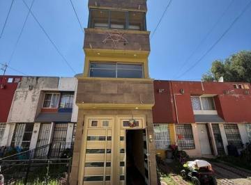 Casa de 4 habitaciones, Cuautitlán · Casa Ampliada de 3 Niveles con Roof Garden (Joyas de Cuautitlan)
