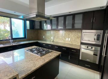 Casa de 4 habitaciones, Zapopan · Casa en Renta en La Cima de Zapopan Dentro de Condominio