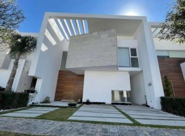 Casa de 3 habitaciones, San Andrés Cholula · Casa en Renta Parque Zacatecas, Lomas de Angelópolis, Puebla.