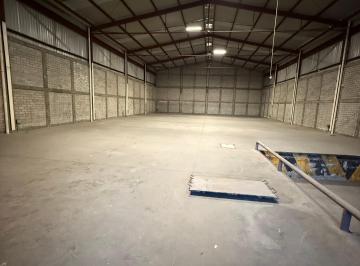 Nave industrial , León · Nave Industrial en Renta con Andén Para Tráiler, Equipada y Bien Ubicada
