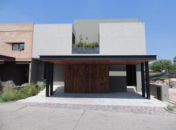 Casa de 4 habitaciones, Querétaro · Casa en Venta - Altozano - Queretaro - C1935