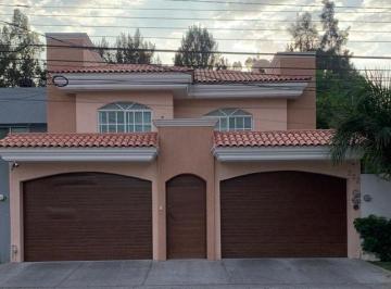 Casa · 479m² · 5 Recámaras · 4 Estacionamientos · Casa en Venta en Camino Real Zapopan Jalisco