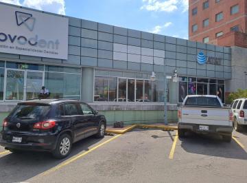 Local comercial · 220m² · 1 Estacionamiento · Local en Renta en Metepec Zona Dorada
