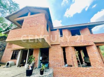 Casa · 450m² · 5 Recámaras · 12 Estacionamientos · Casa en Venta en Santa María Tepepan, Xochimilco, Cdmx