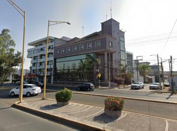Local comercial · 324m² · 10 Estacionamientos · Renta Oficinas en Edificio Frenta La Uaa Al Norte de La Ciudad Ma