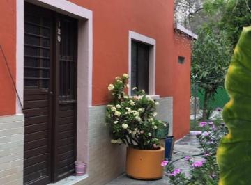Casa · 220m² · 1 Recámara · 2 Estacionamientos · Casa en Venta en El Cercado, N. L.