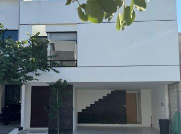 Casa de 3 habitaciones, San Andrés Cholula · Casa en Renta Lomas de Angelopolis III Parque Mexico