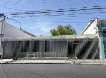 Oficina · 204m² · 3 Recámaras · 1 Estacionamiento · Oficina en Renta en Monterrey