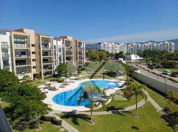 Casa en condominio de 4 habitaciones, Emiliano Zapata · Departamento en Renta en La Zona Exclusiva del Club de Golf