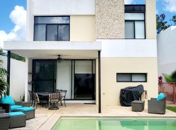 Casa de 3 habitaciones, Conkal · Conkal Privada 3/4.5 Pool $294k
