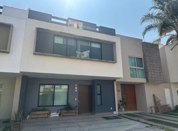 Casa de 3 habitaciones, Tlajomulco de Zúñiga · Exceleneta Casa Renta en Coto Nueva Galicia