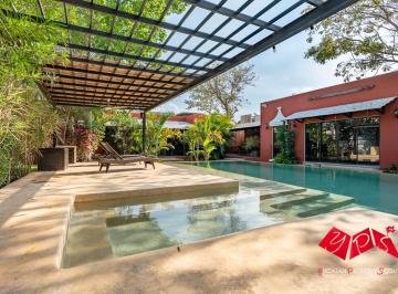 Casa de 3 habitaciones, Mérida · Residencia con Jardín Energéticamente Independiente Cerca del Norte de Mérida